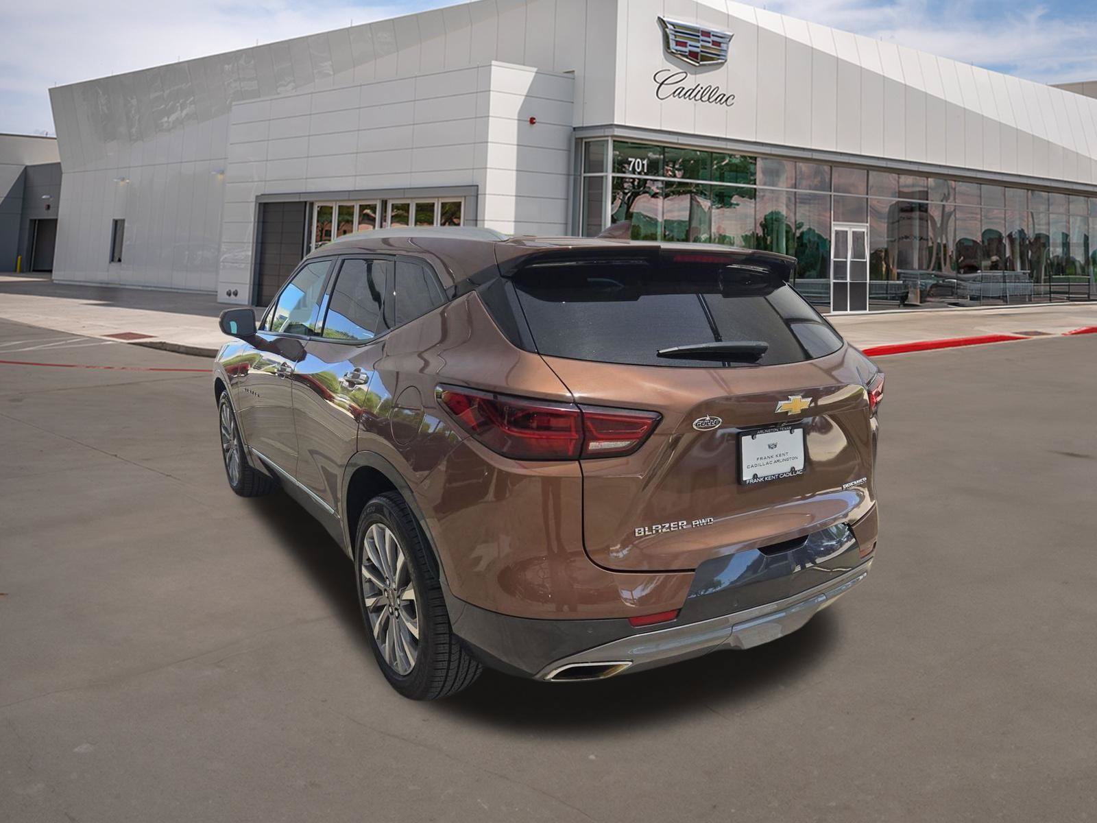 Used 2024 Chevrolet Blazer Premier w/ Enhanced Convenience Package AWD/4WD image 4