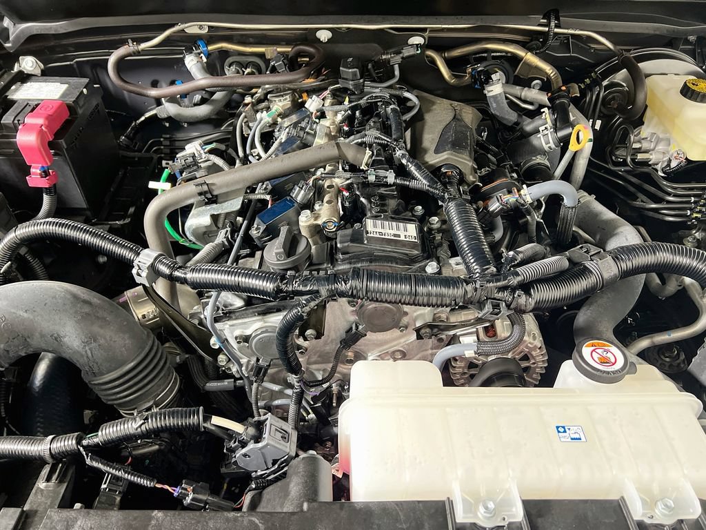 Certified 2025 Toyota Tacoma SR5 AWD/4WD image 26
