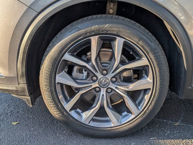 Certified 2024 Acura MDX FWD w/ Technology Package image 12