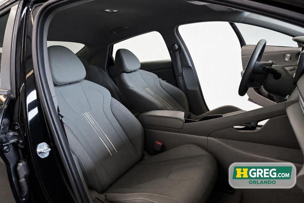 Used 2026 Hyundai Elantra Sport w/ Cargo Package FWD image 11