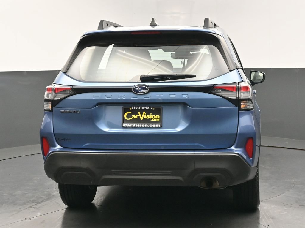 Used 2025 Subaru Forester w/ Convenience Package #1 image 3