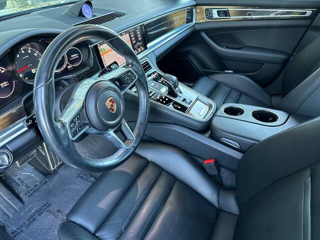 Used 2018 Porsche Panamera 4S AWD/4WD image 11