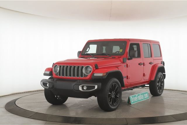Used 2025 Jeep Wrangler Unlimited Sahara w/ Safety Group image 10