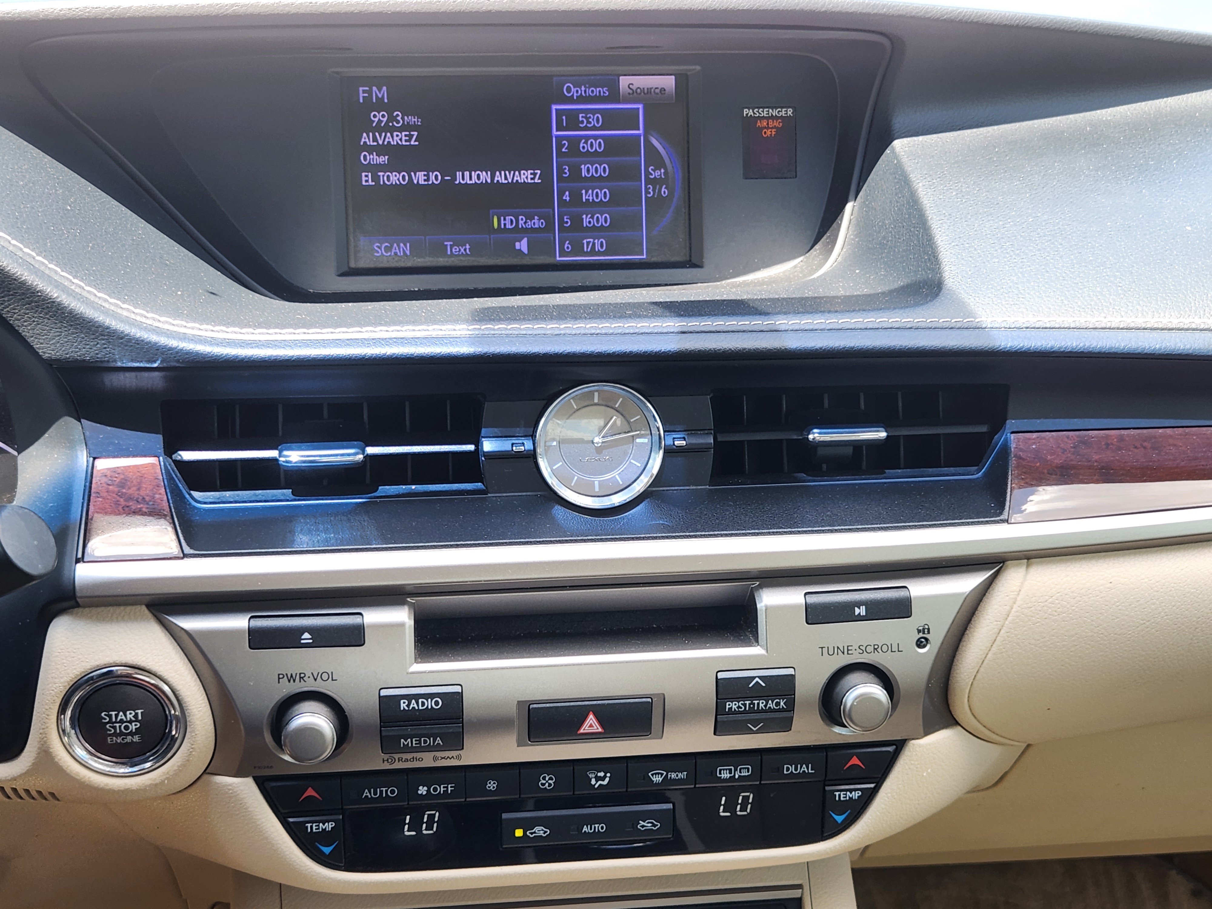 Used 2013 Lexus ES 350 w/ Premium Pkg FWD image 17