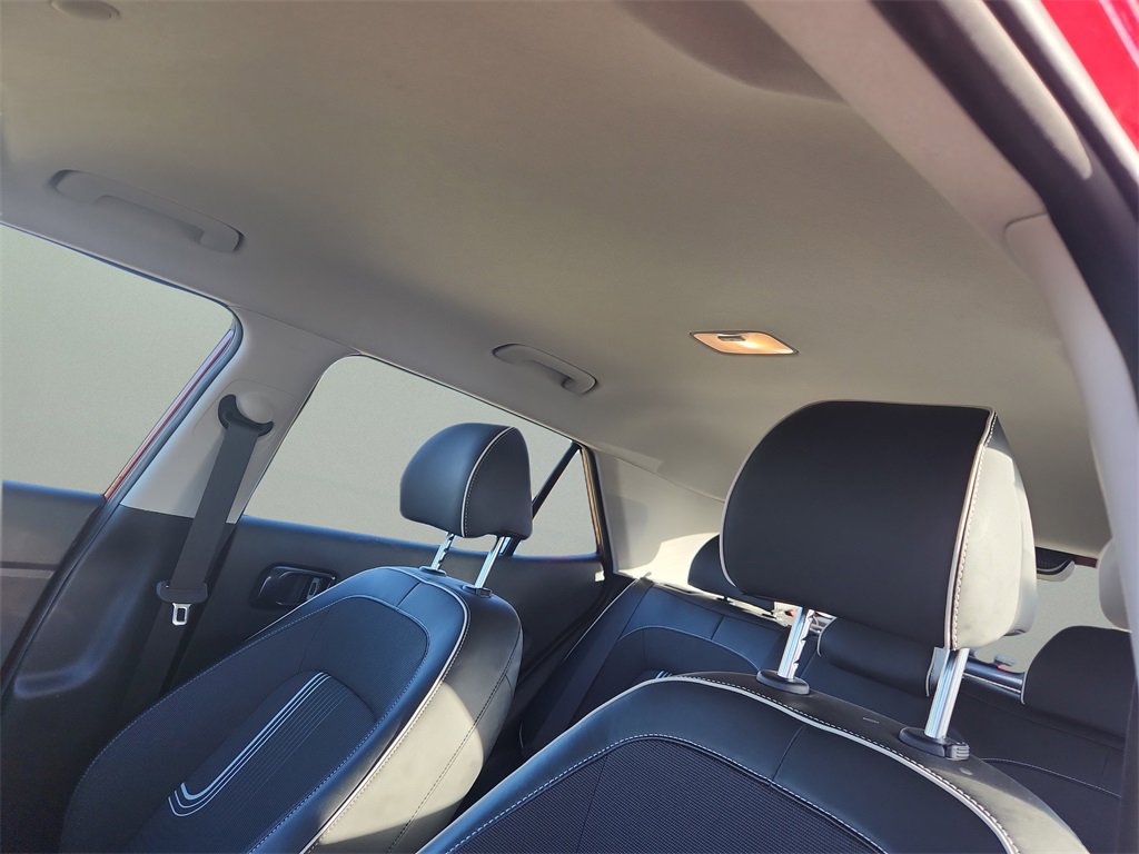 Certified 2022 Hyundai Venue Limited image 17