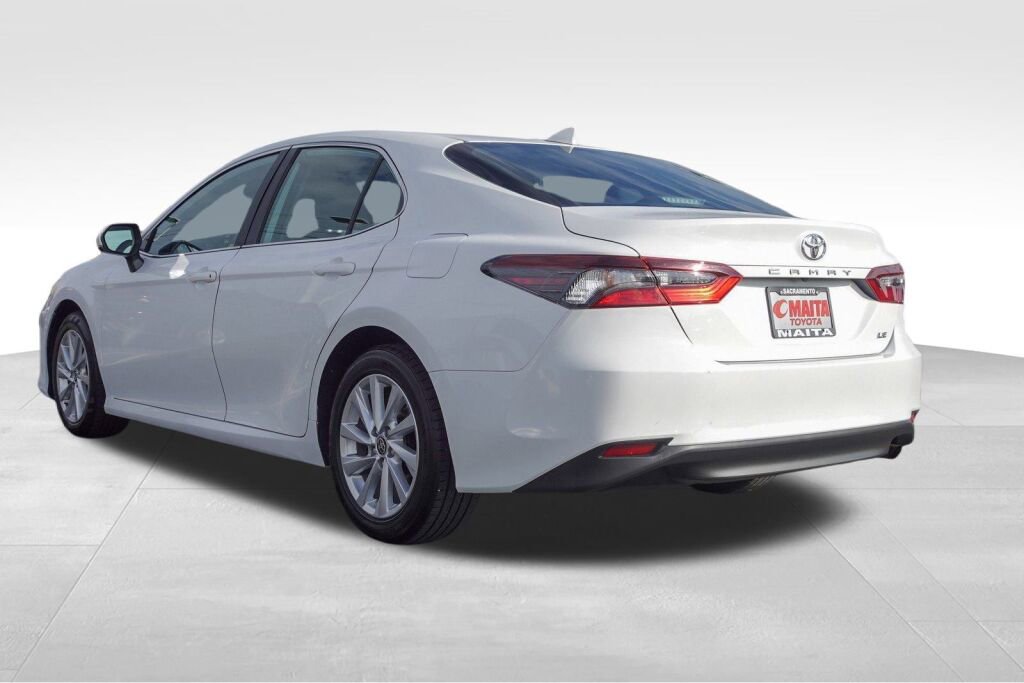 Used 2023 Toyota Camry LE image 6