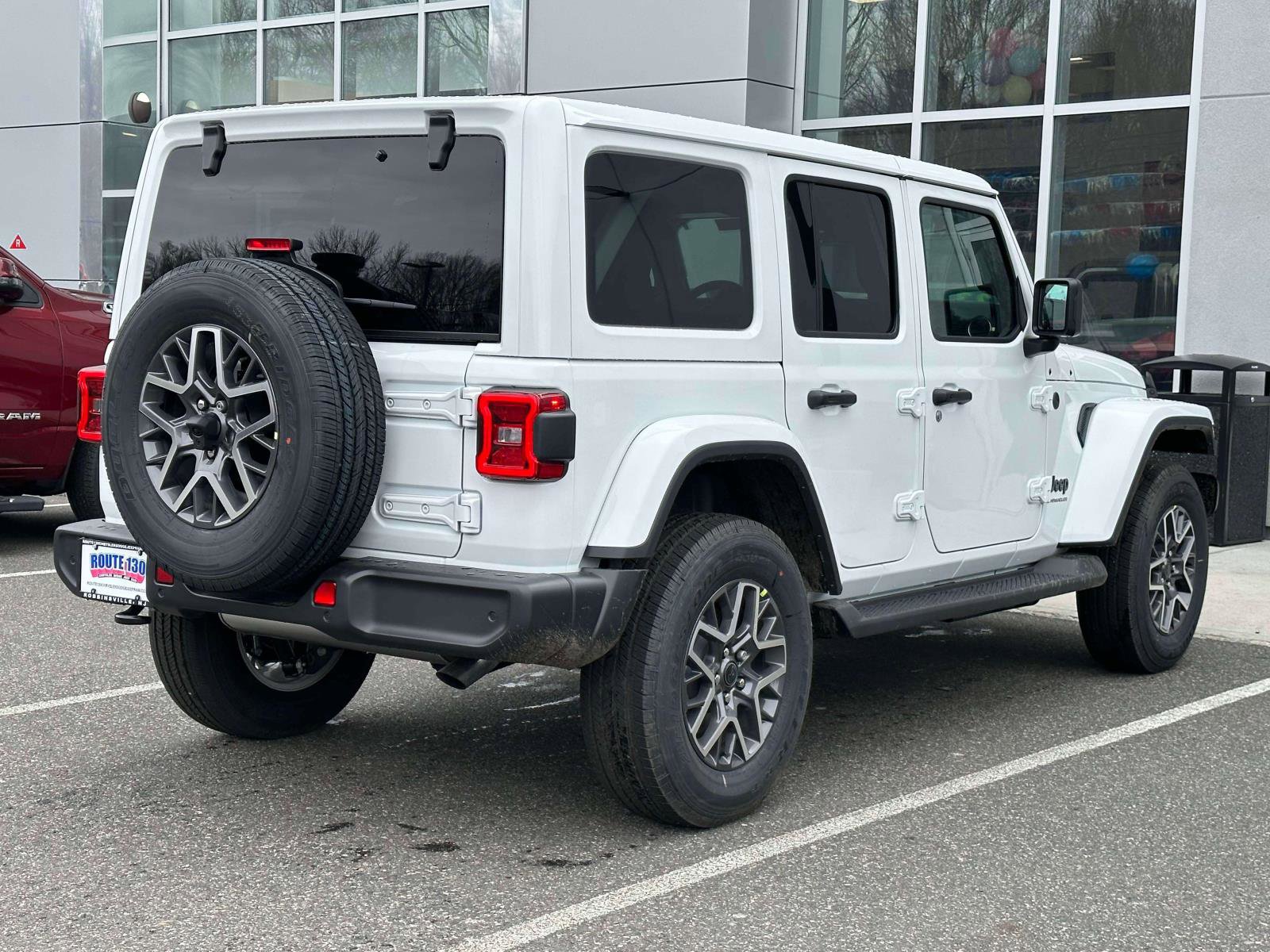 New 2026 Jeep Wrangler Unlimited Sahara AWD/4WD image 4