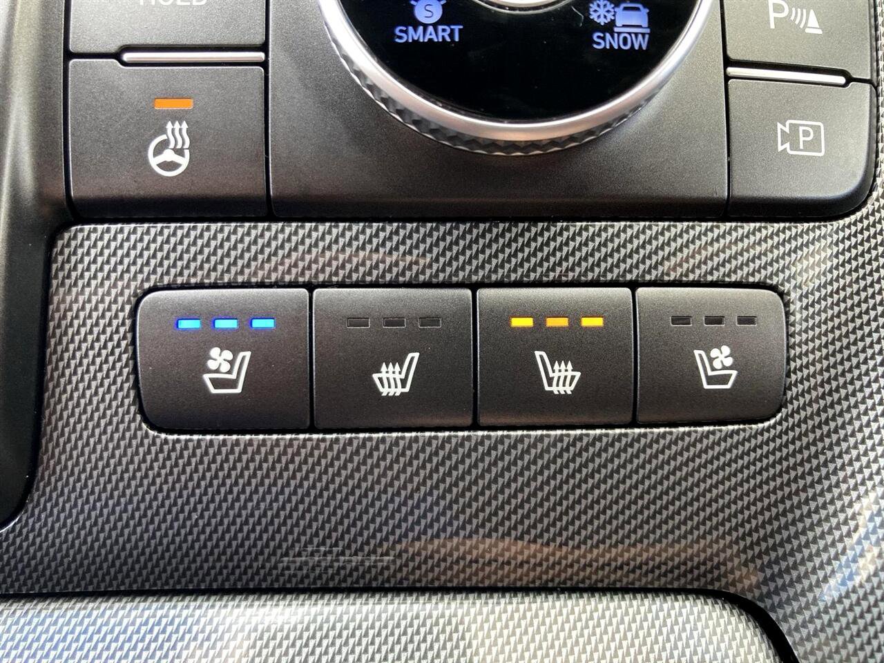 Used 2023 Hyundai Santa Fe Limited image 30