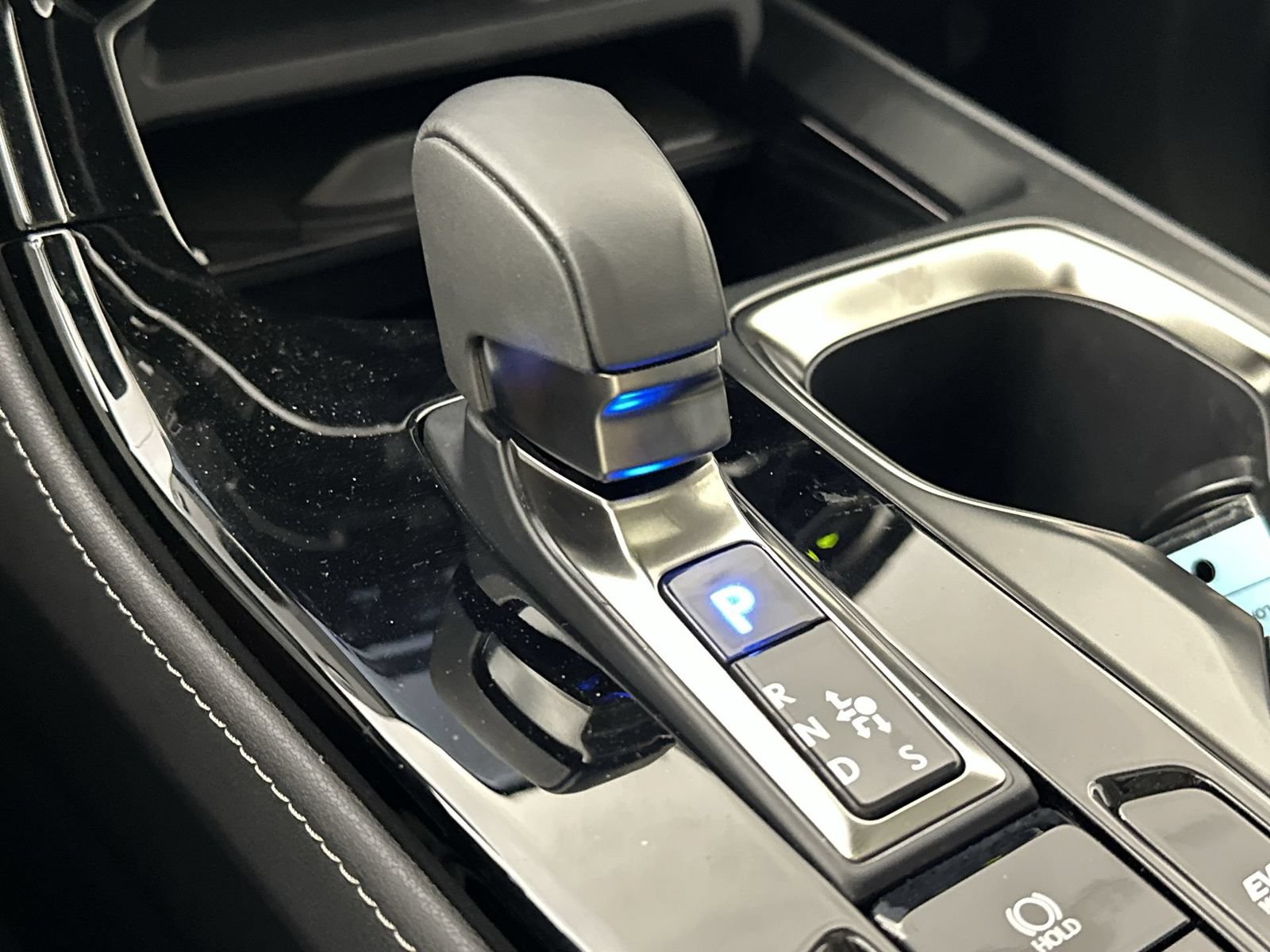 Used 2025 Lexus NX 350h AWD w/ Accessory Package (2T) image 20