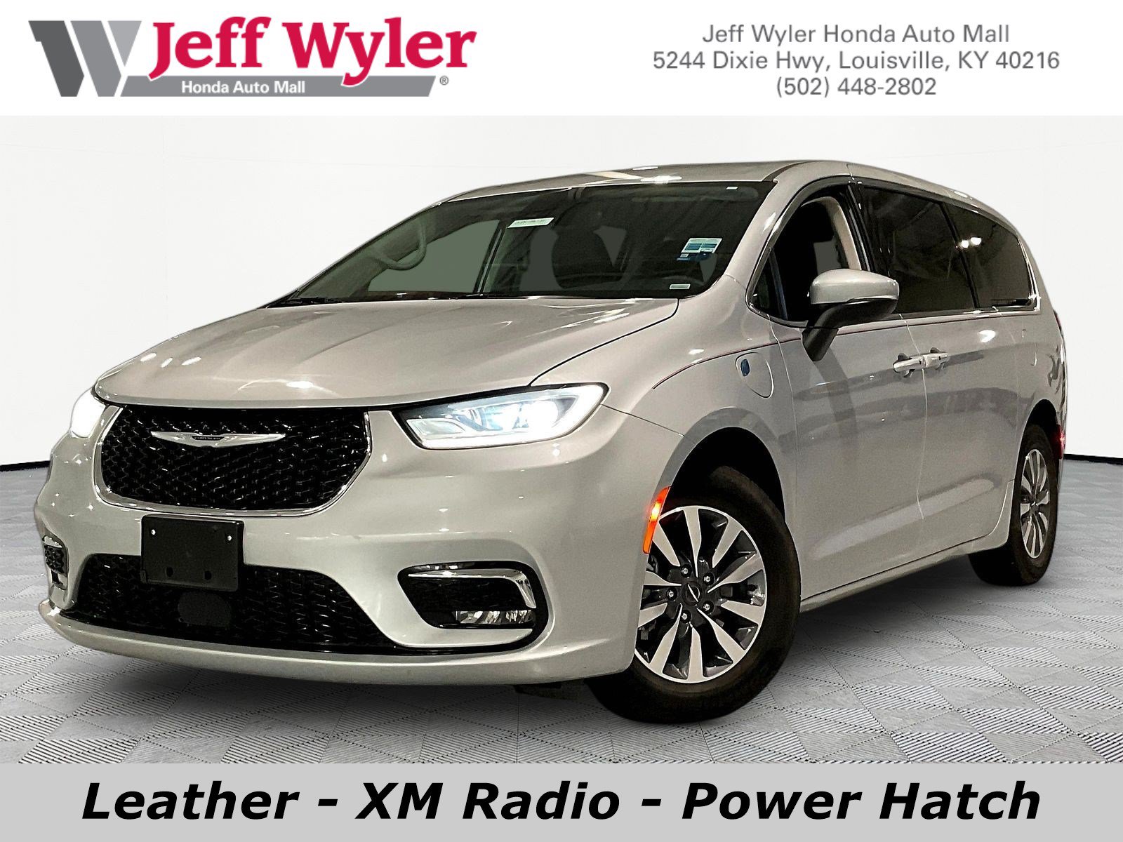 Used 2023 Chrysler Pacifica Touring-L