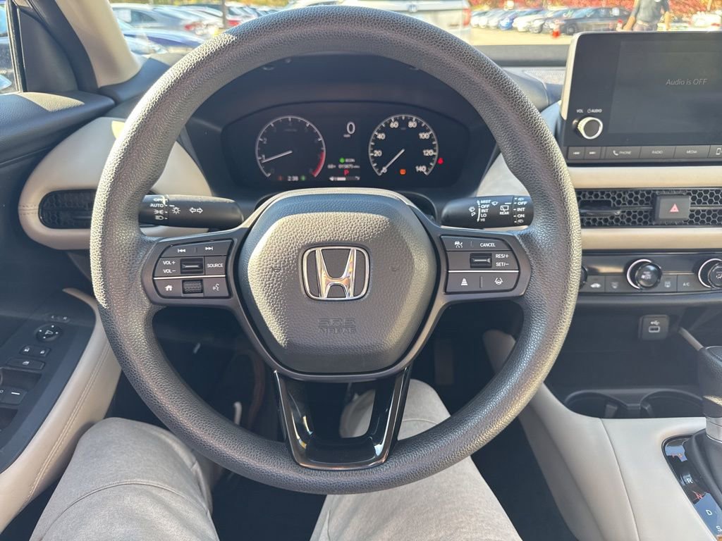 Used 2023 Honda HR-V LX image 17