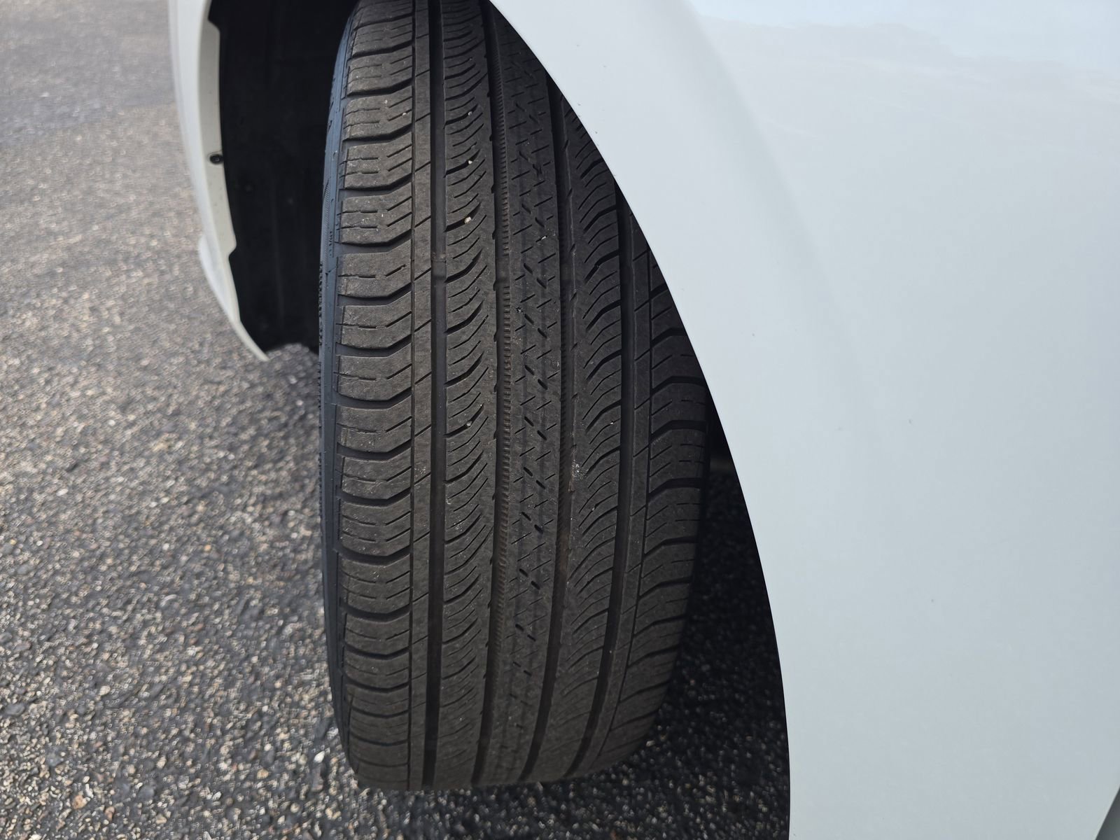 Used 2024 Honda Civic EX-L image 30