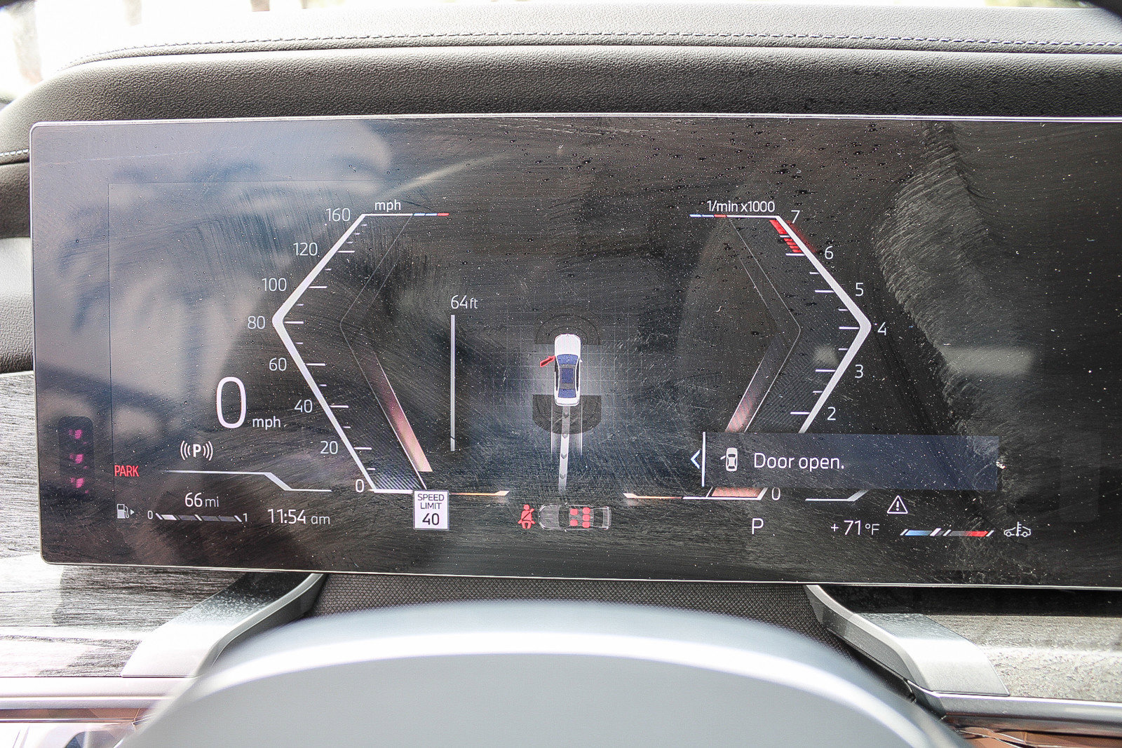 Used 2023 BMW 760i xDrive image 24