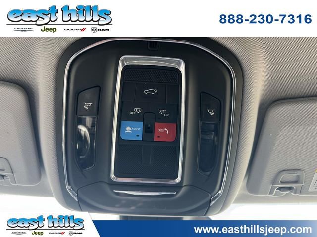 Certified 2023 Jeep Grand Cherokee Limited AWD/4WD image 39