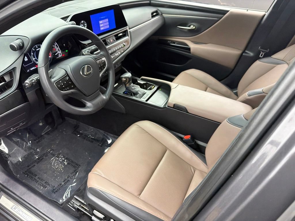 Used 2023 Lexus ES 350 w/ Premium Package FWD image 11