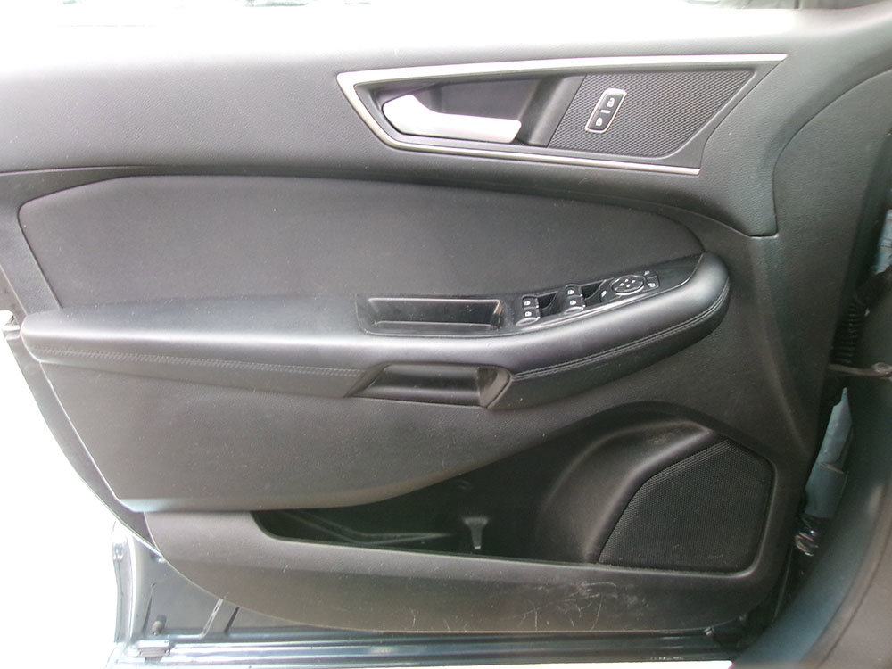 Used 2016 Ford Edge SEL image 14