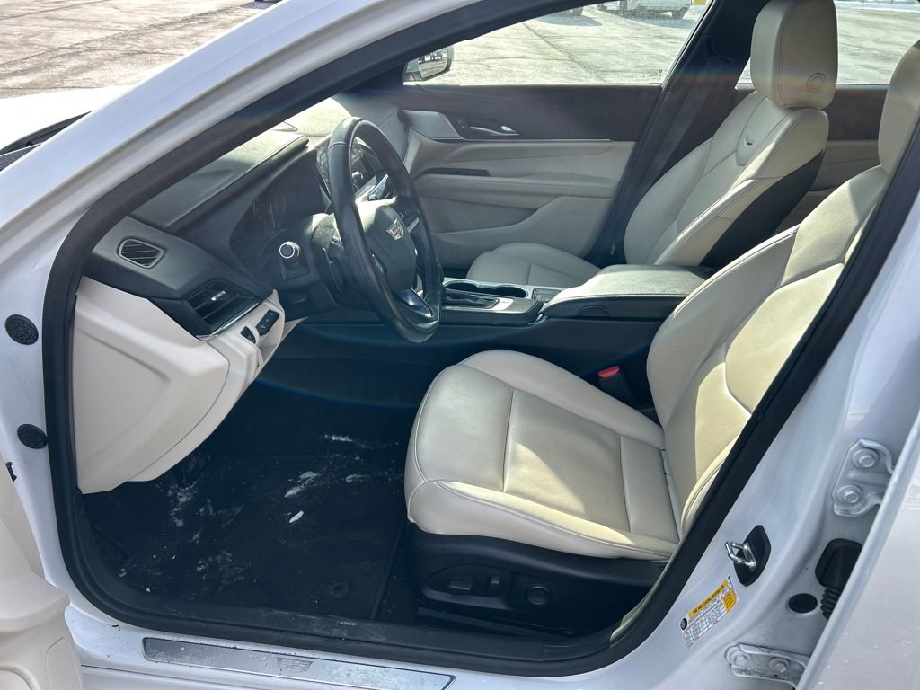 Used 2020 Cadillac CT4 Premium Luxury image 17