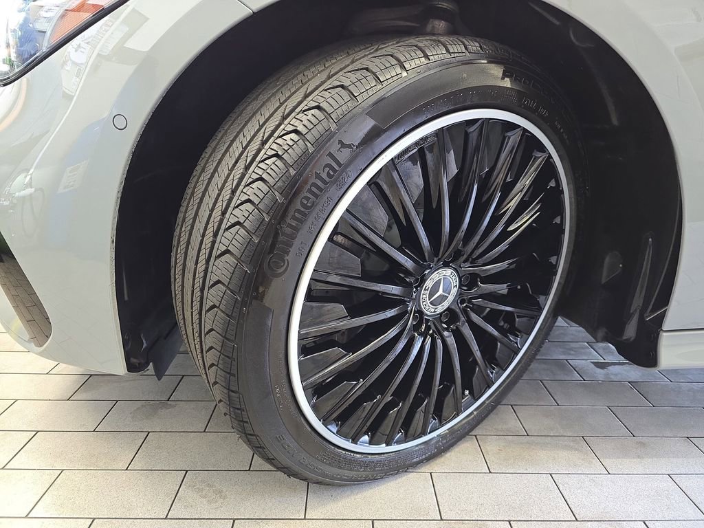 Certified 2025 Mercedes-Benz CLE 450 4MATIC Cabriolet image 36