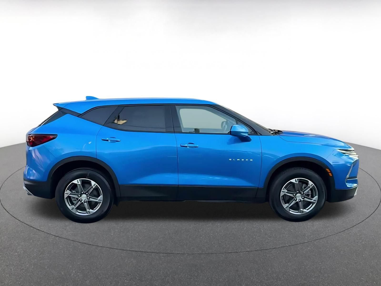 Used 2026 Chevrolet Blazer LT FWD image 15