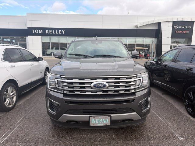 Used 2019 Ford Expedition Limited w/ Equipment Group 302A AWD/4WD image 2