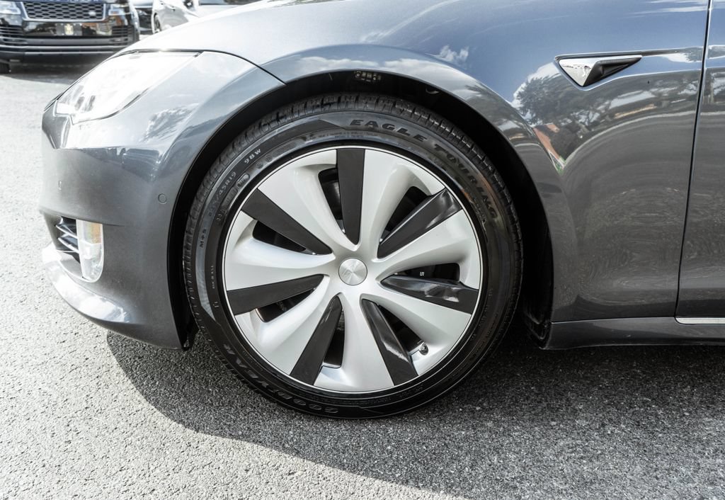 Used 2021 Tesla Model S Long Range Plus AWD/4WD image 28