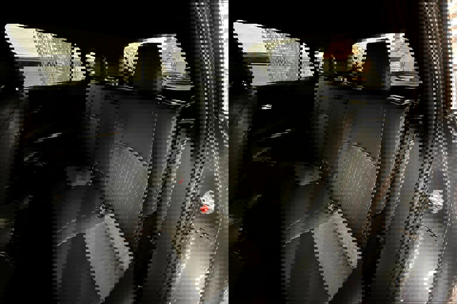 Used 2021 Toyota Venza XLE image 19