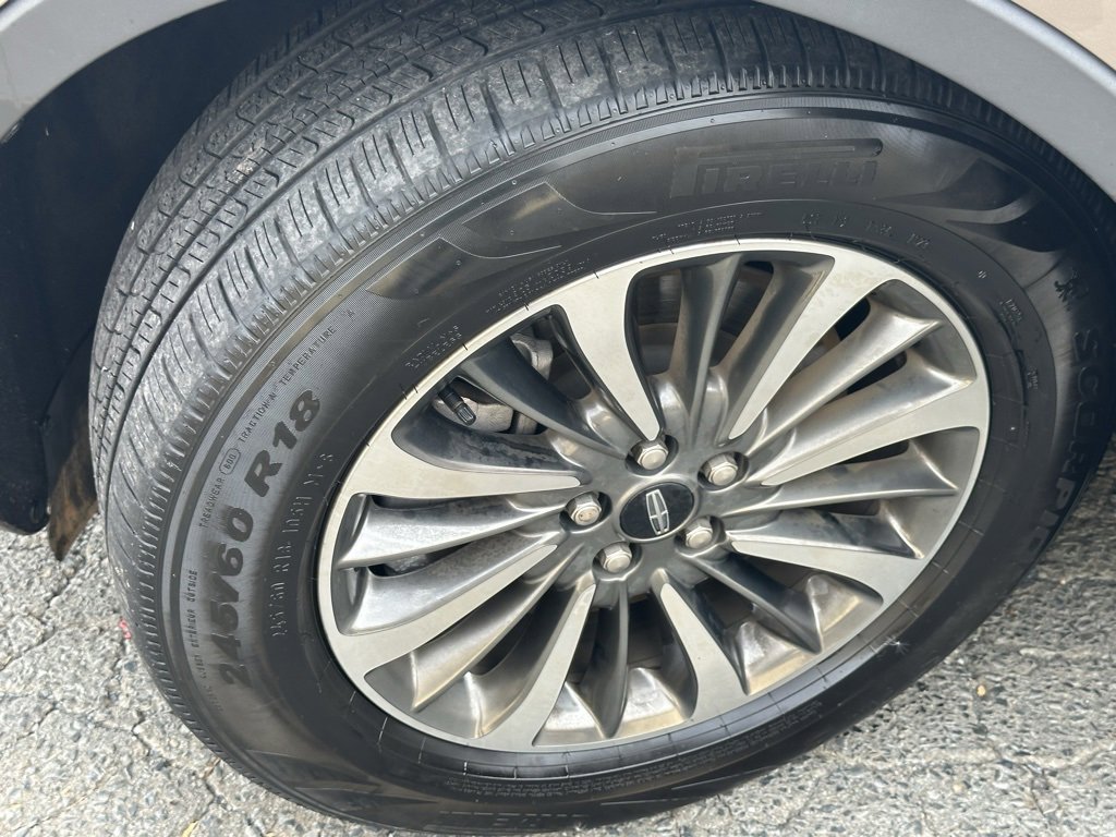 Used 2021 Lincoln Nautilus FWD w/ Equipment Group 101A image 30