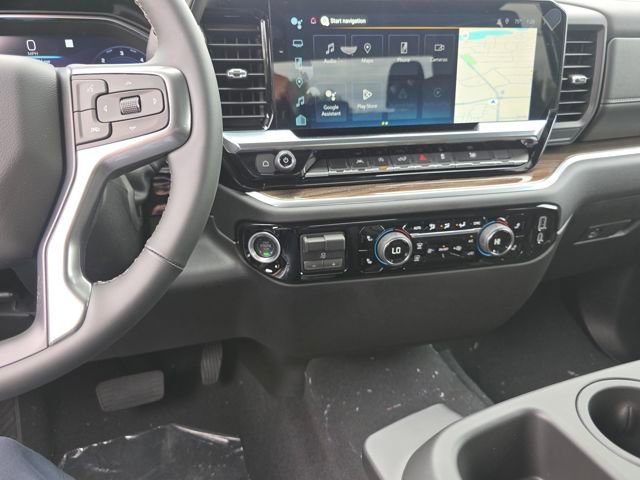 New 2025 Chevrolet Silverado 1500 LT image 17