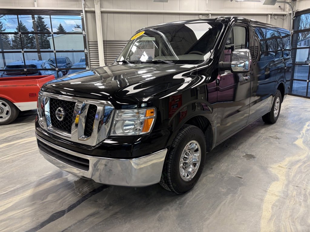 Used 2012 Nissan NV 3500 SV image 4