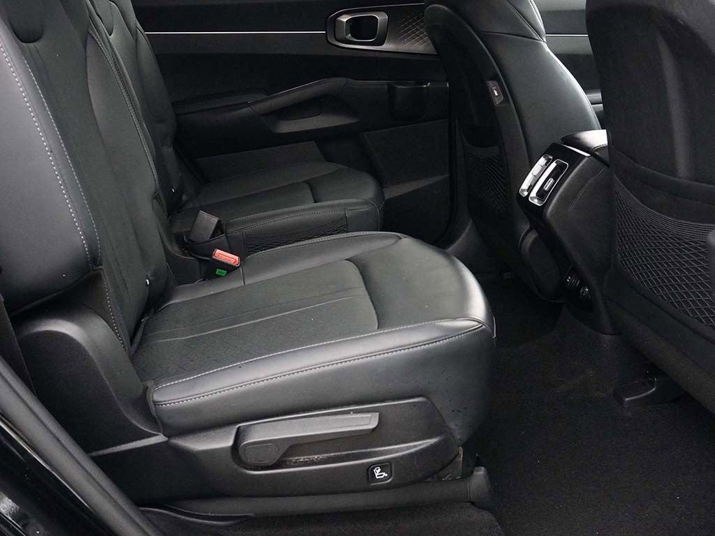 Used 2022 Kia Sorento S FWD image 34