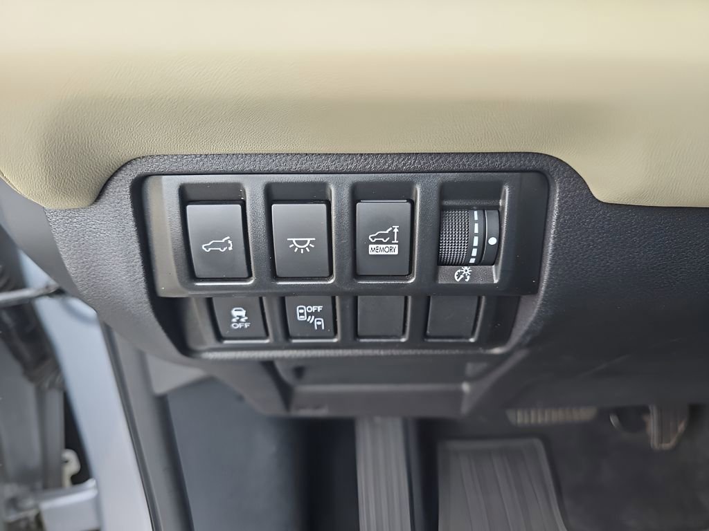 Used 2022 Subaru Ascent Touring image 19