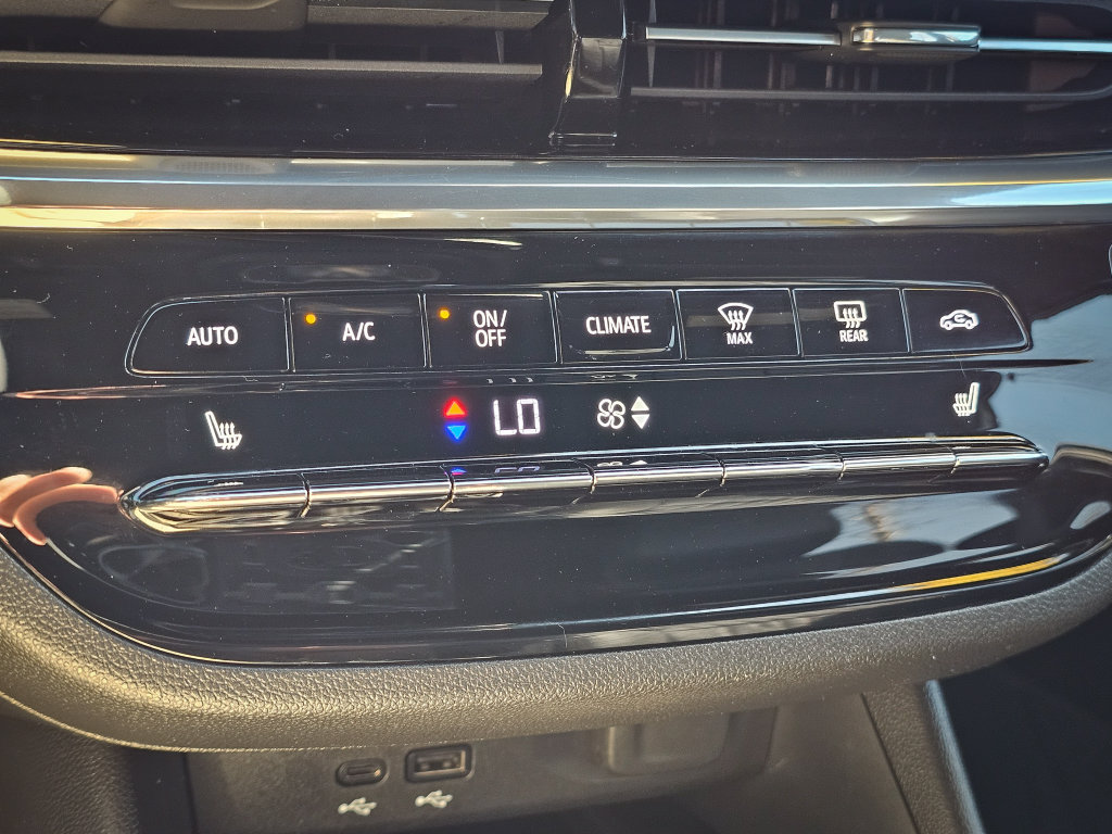 Used 2024 Buick Envista Avenir FWD image 26