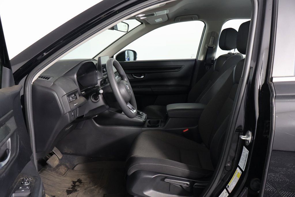 Used 2023 Honda CR-V LX image 9