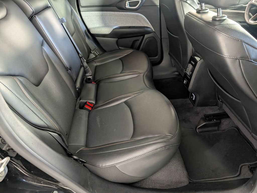 Certified 2023 Jeep Compass Latitude AWD/4WD image 30