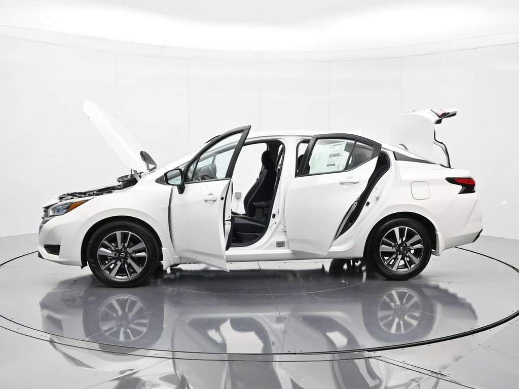 New 2025 Nissan Versa SV w/ Trunk Package FWD image 41
