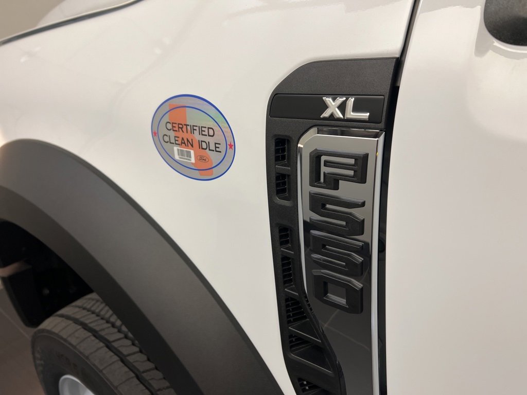 New 2026 Ford F550 4x4 Regular Cab Super Duty image 27