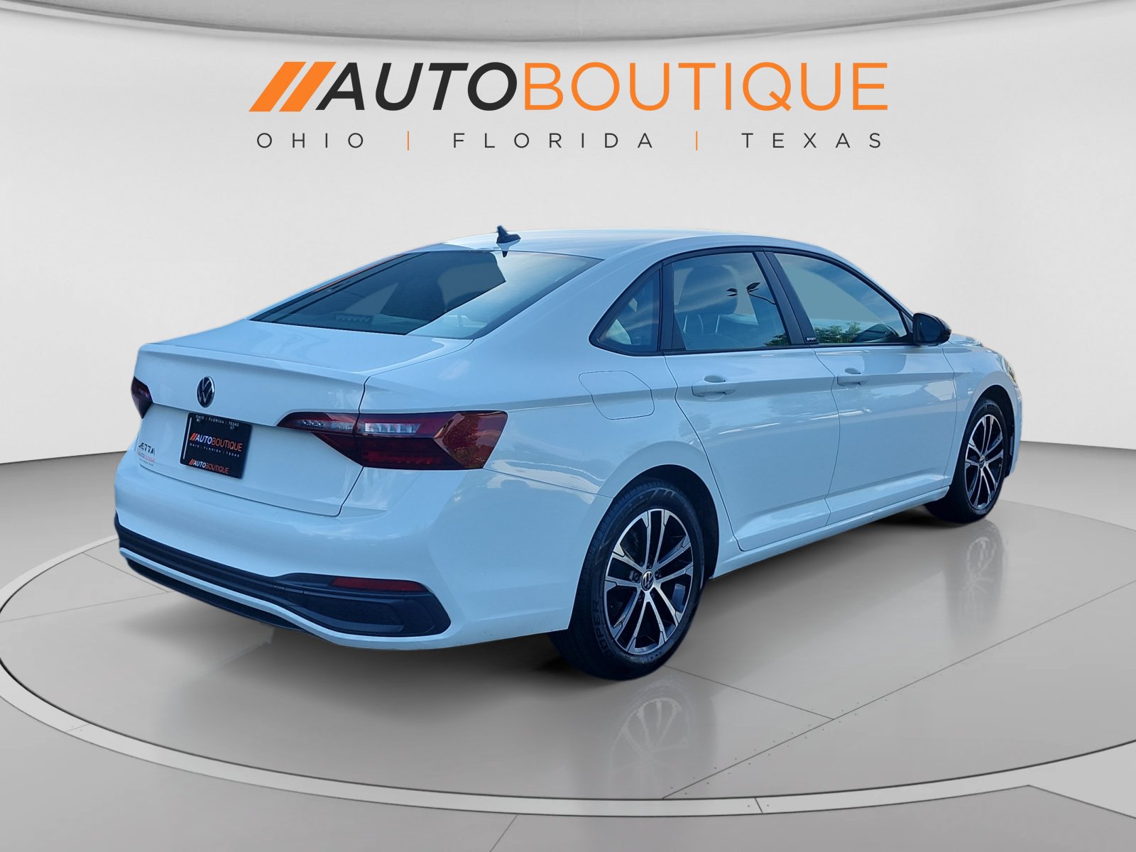 Used 2024 Volkswagen Jetta Sport FWD image 5
