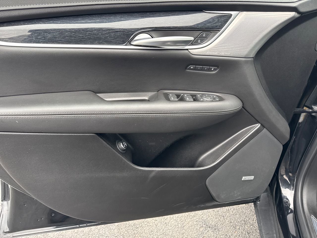 Used 2022 Cadillac XT5 Premium Luxury w/ Technology Package image 17