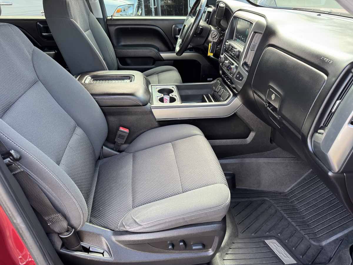 Used 2018 Chevrolet Silverado 1500 LT w/ All Star Edition RWD image 15