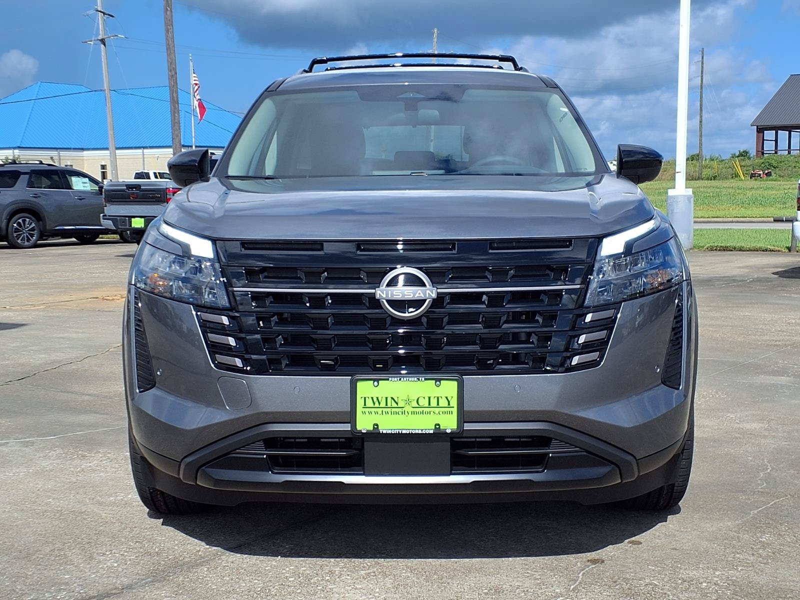 New 2026 Nissan Pathfinder SV FWD image 3