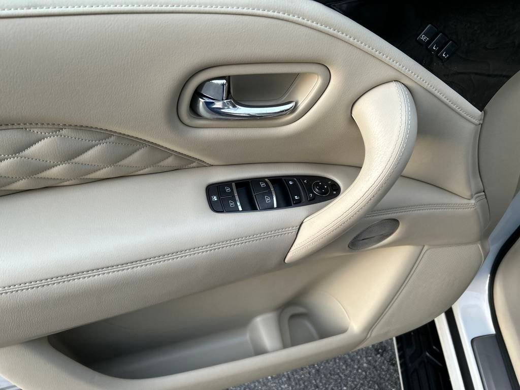 Used 2021 INFINITI QX80 Sensory w/ All-Season Package image 27