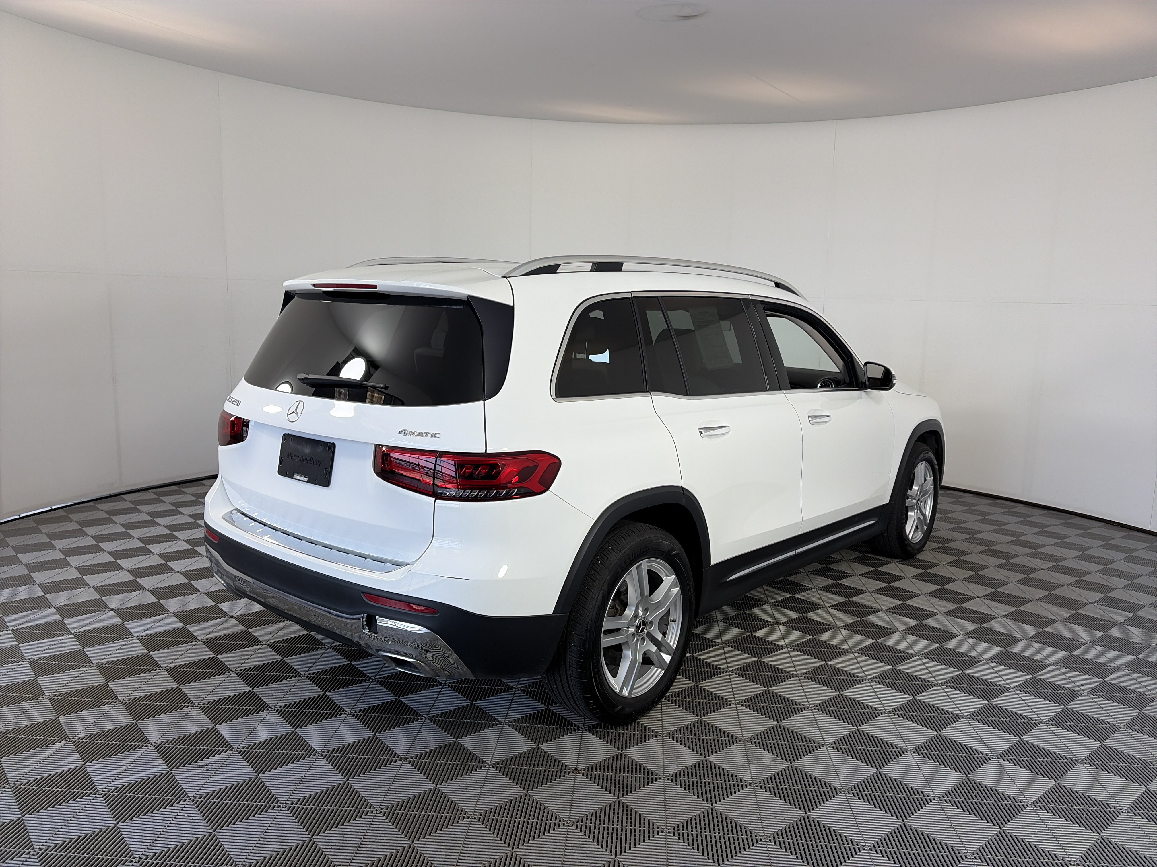 Certified 2022 Mercedes-Benz GLB 250 4MATIC image 10