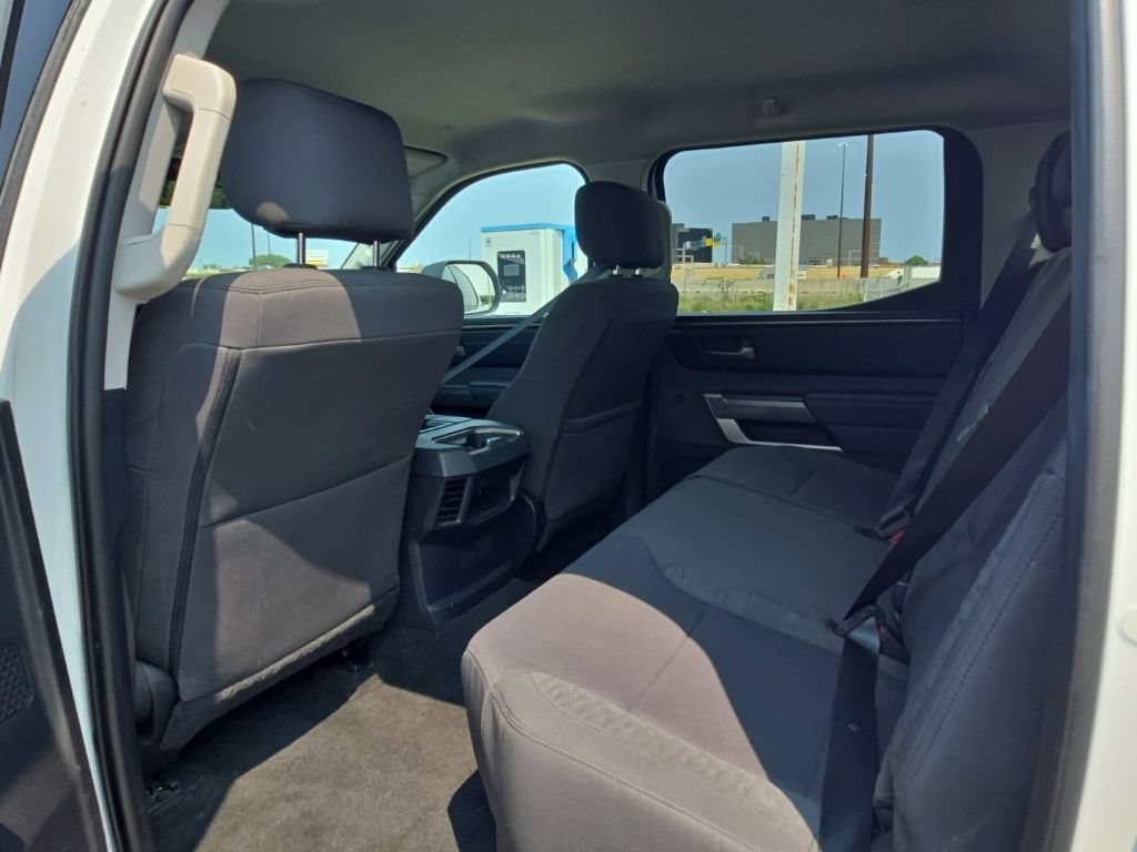 Used 2022 Toyota Tundra SR5 AWD/4WD image 12