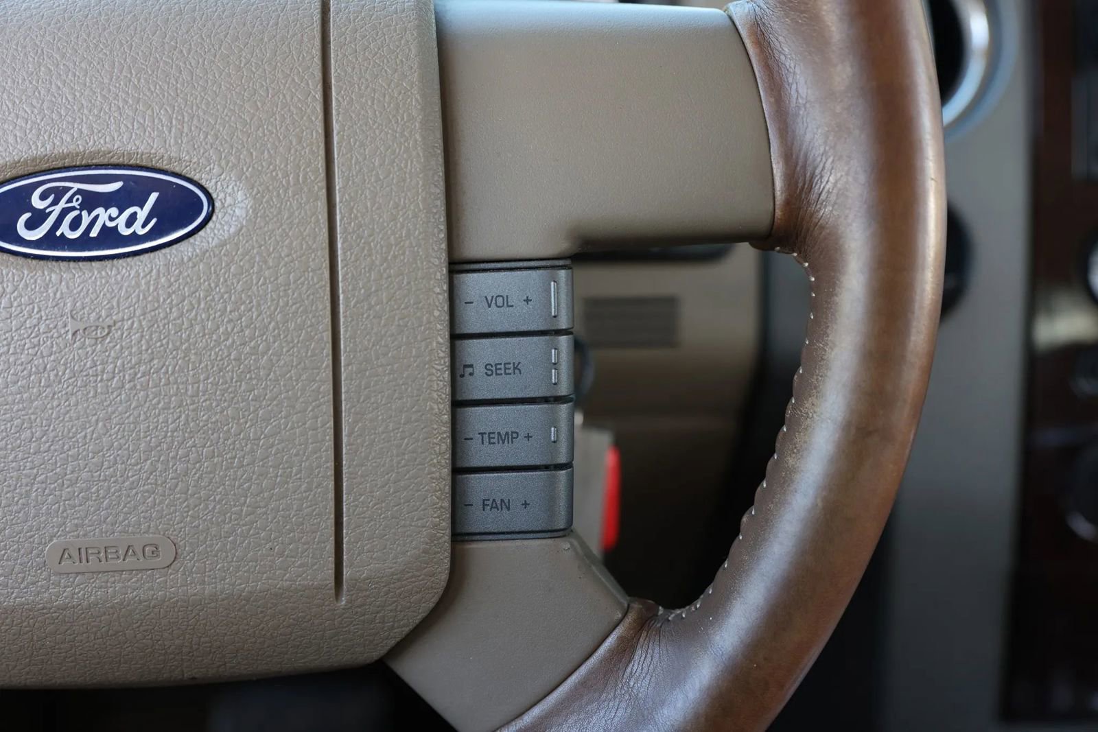 Used 2007 Ford F150 Lariat RWD image 39