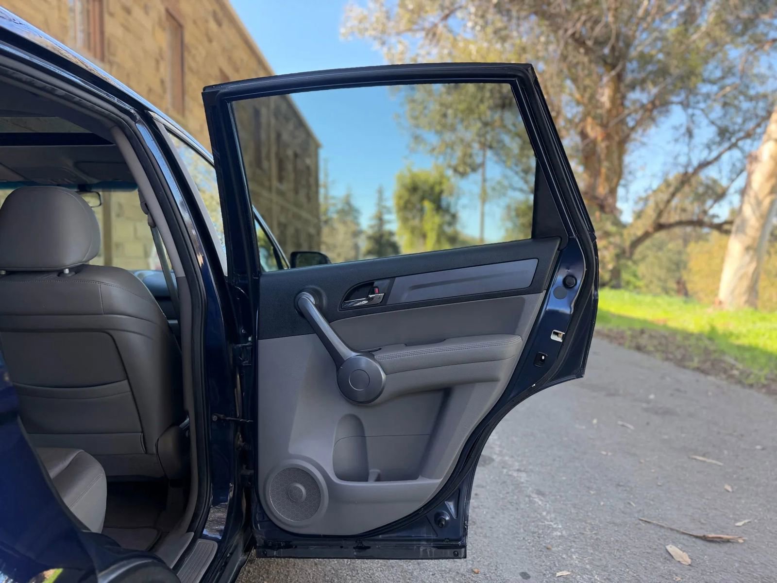 Used 2008 Honda CR-V EX-L image 28