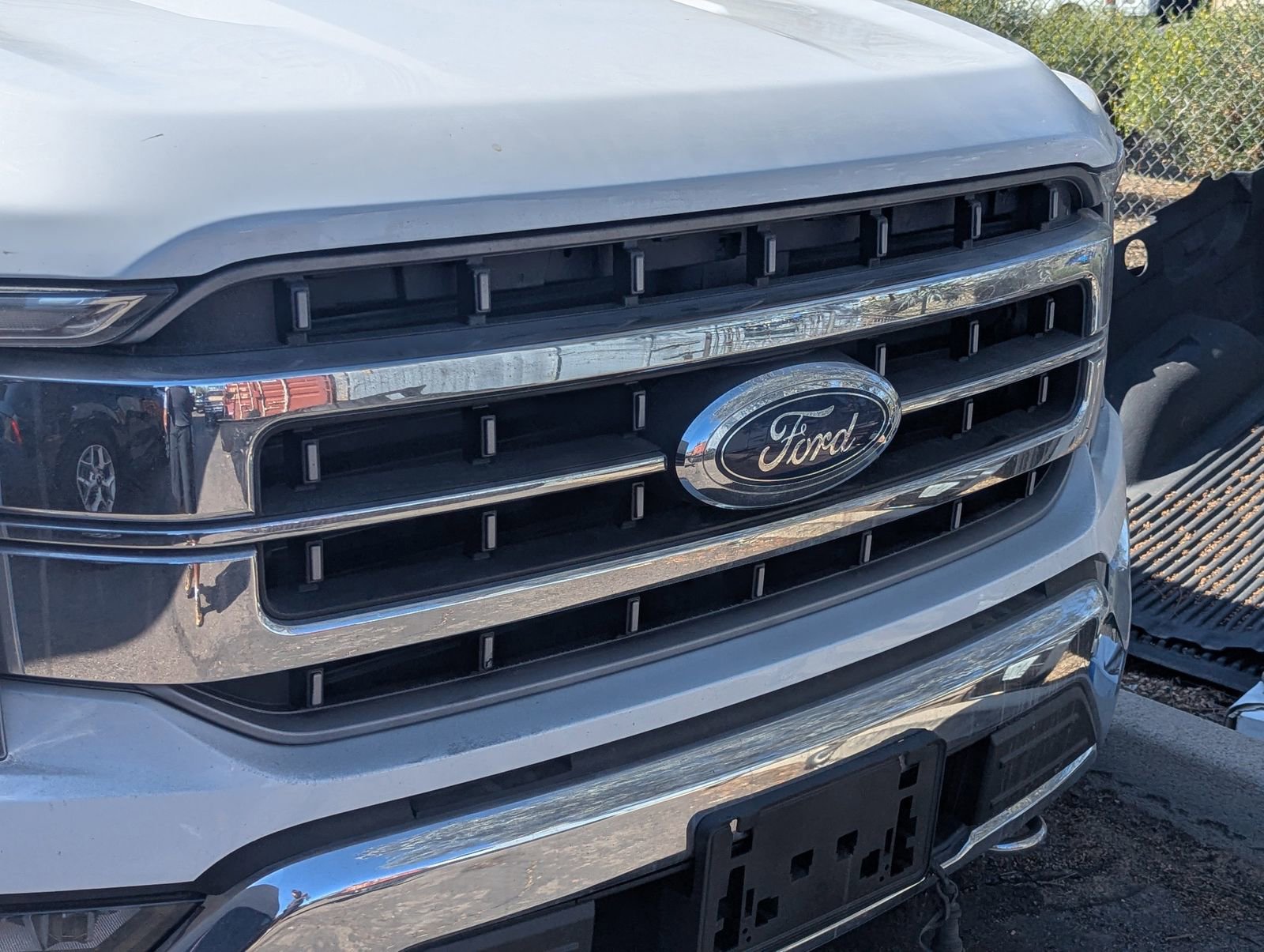 Used 2021 Ford F150 Lariat image 4