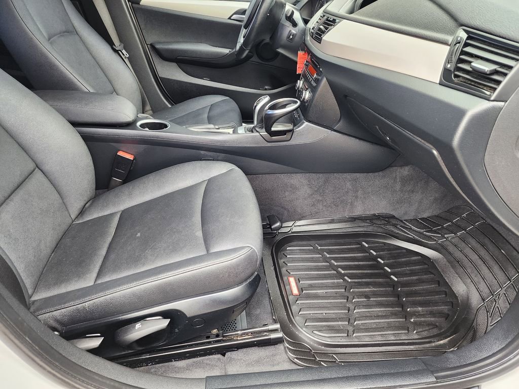 Used 2014 BMW X1 xDrive28i image 16