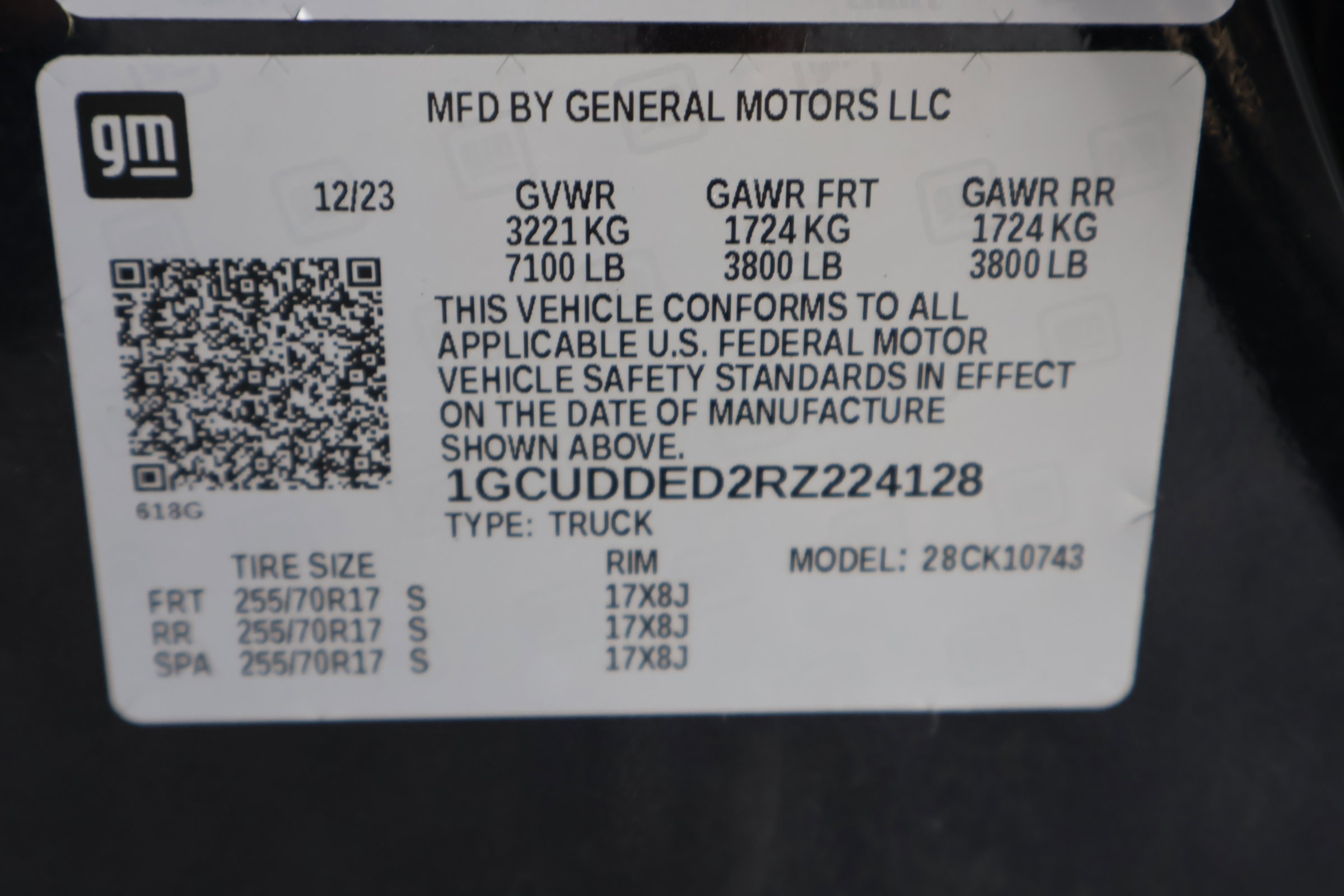 Used 2024 Chevrolet Silverado 1500 LT w/ Protection Package AWD/4WD image 28