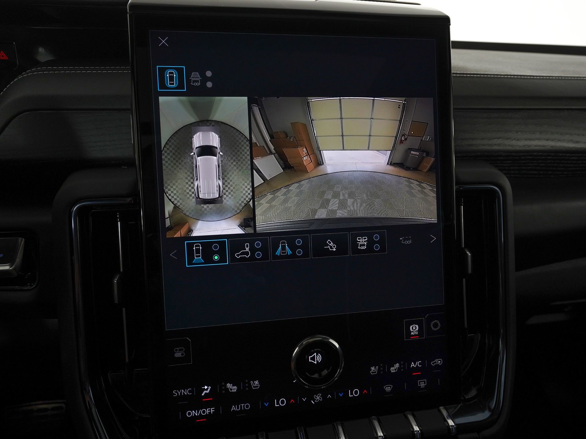 Used 2026 GMC Yukon AT4 Ultimate AWD/4WD image 28