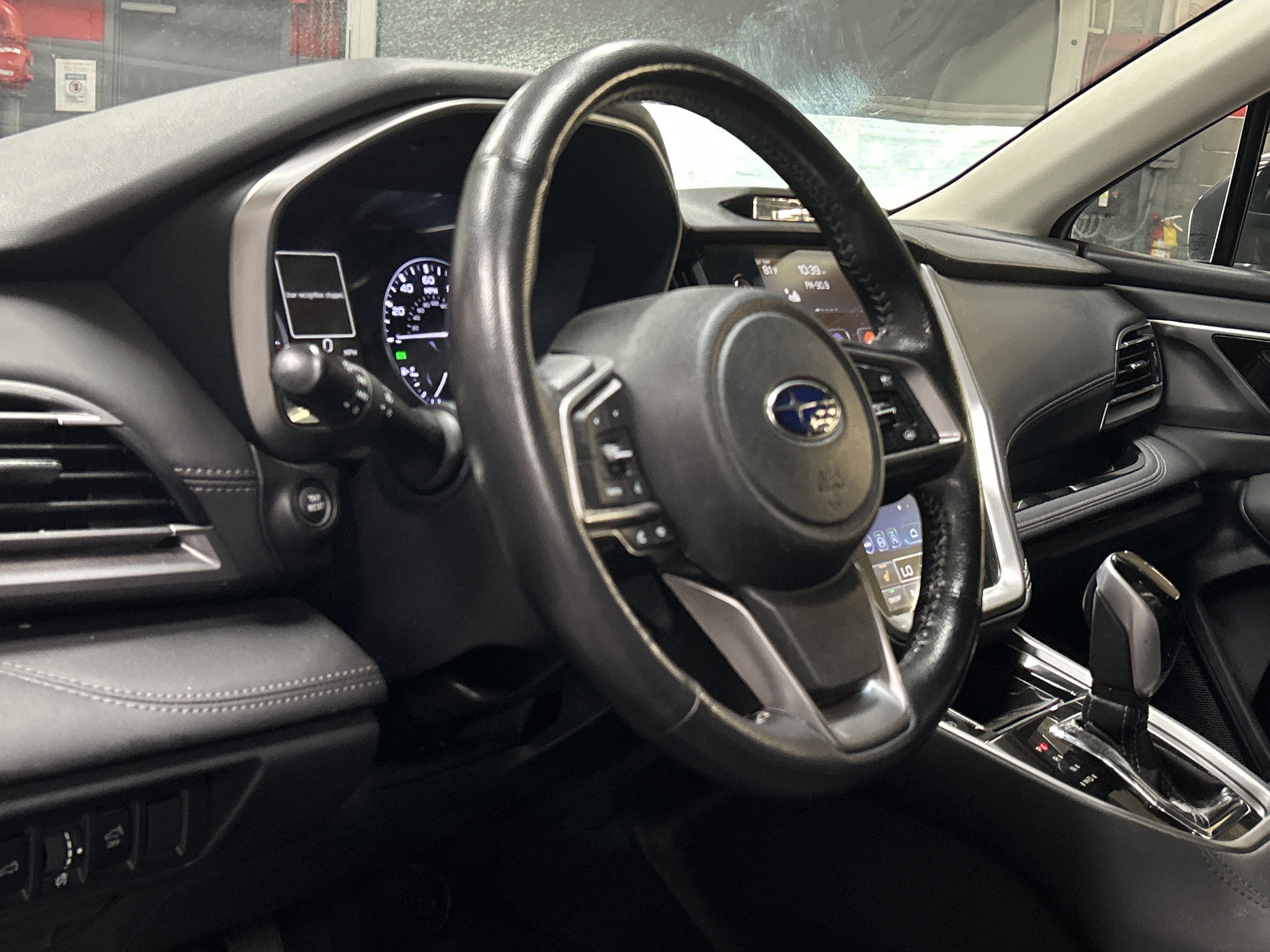 Used 2020 Subaru Outback Limited AWD/4WD image 29